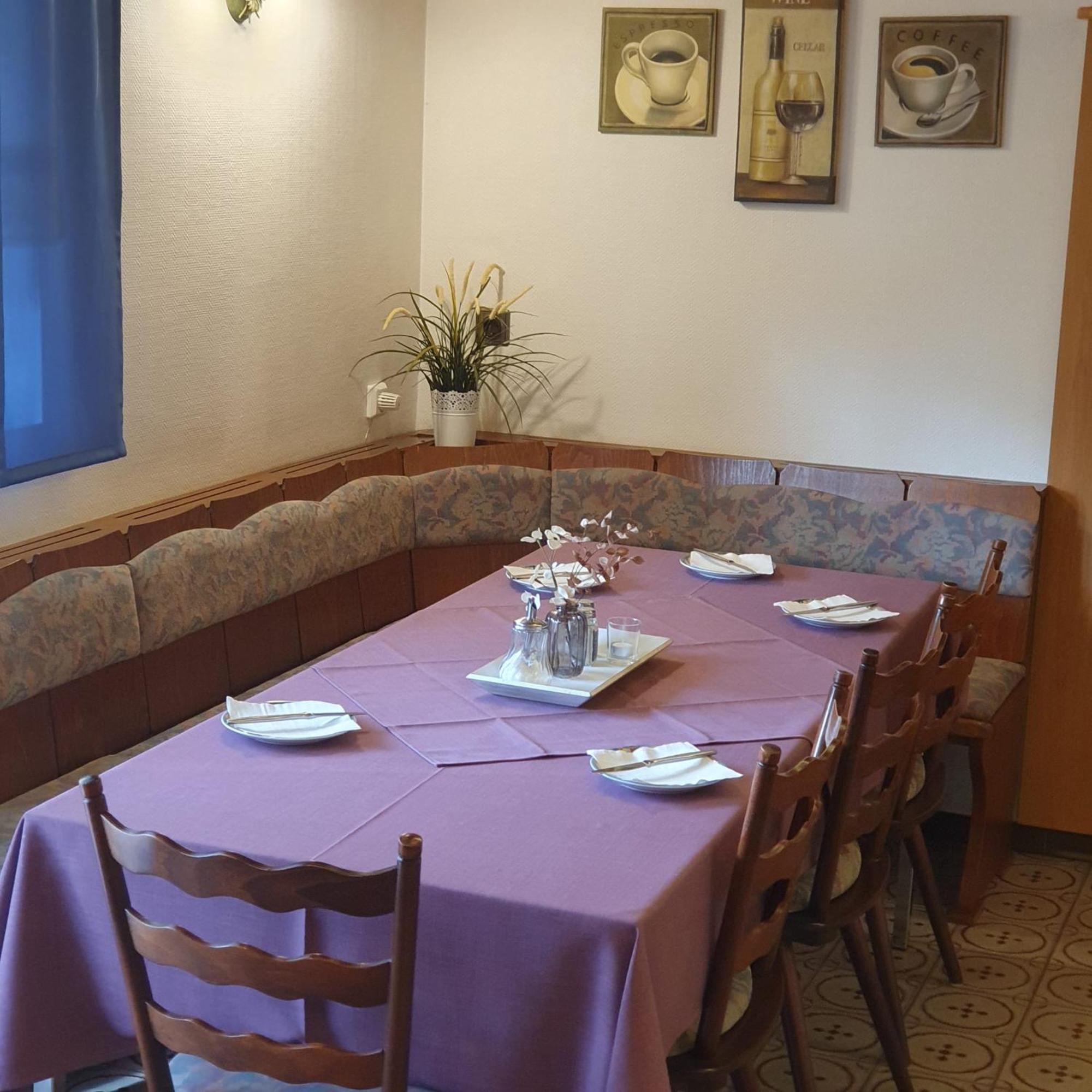 Gasthof Zur Burgruine 波滕施泰因 外观 照片